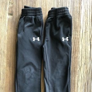 Boys Under Armour lined pants - 2 pairs